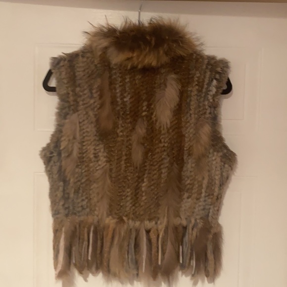 Real Rabbit Fur Vest - Picture 2 of 8